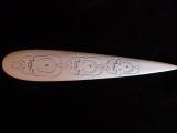 Нож "Пеликены", простая кость. Д. 18, ш - 3,3  Магазин тюменских сибирских сувениров Легенды Сибири